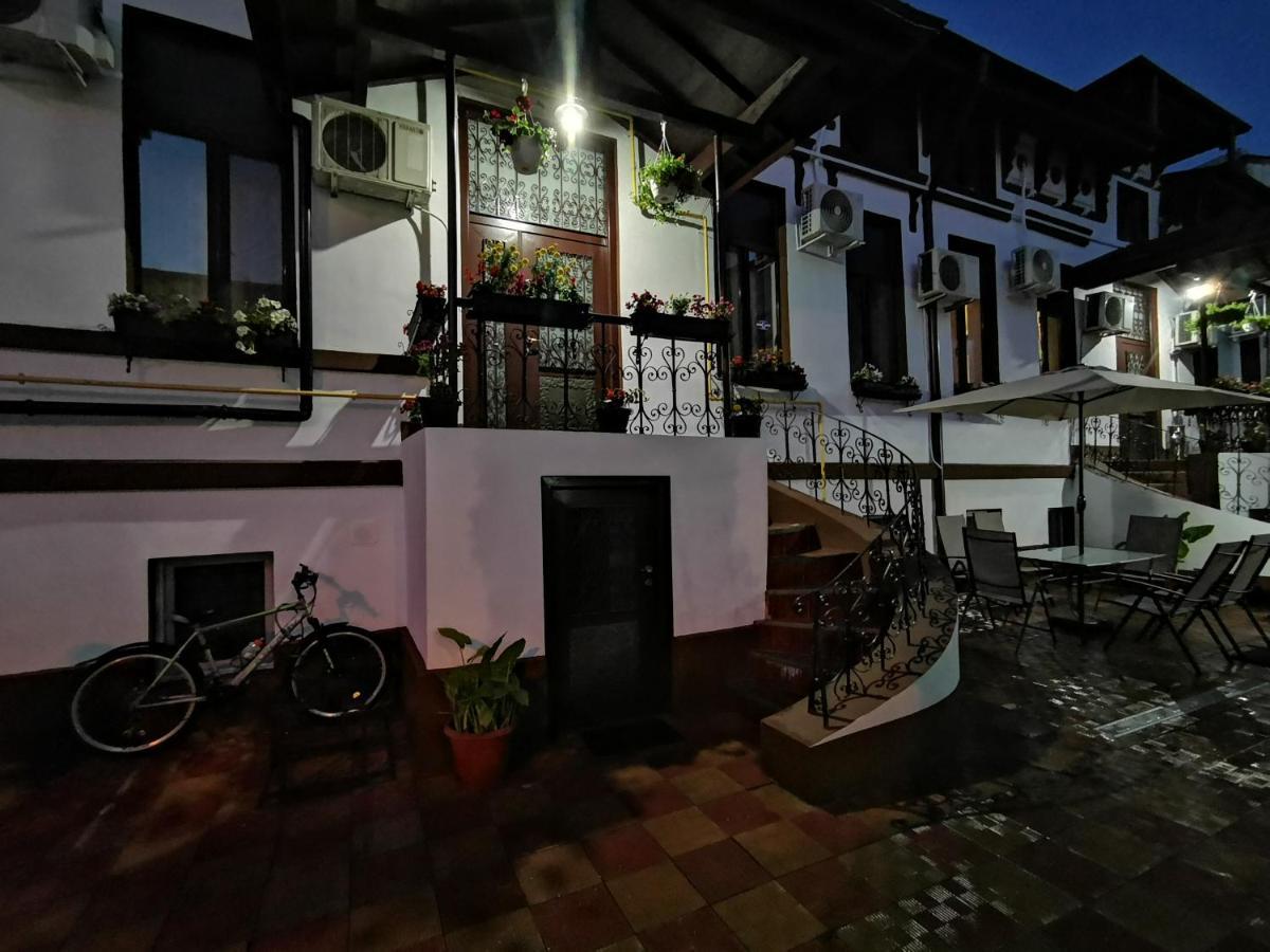Joe Hostel Bukareszt Zewnętrze zdjęcie