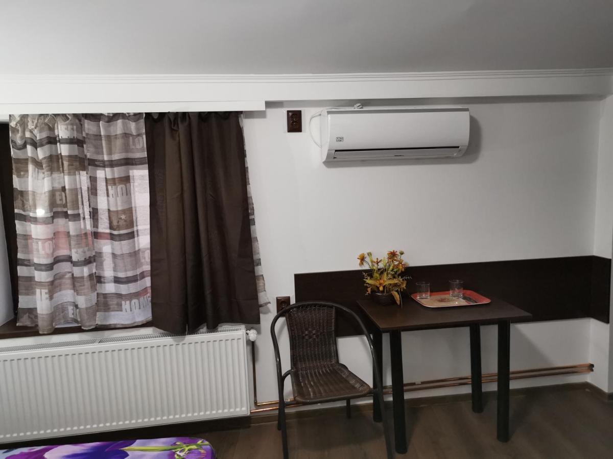 Joe Hostel Bukareszt Zewnętrze zdjęcie