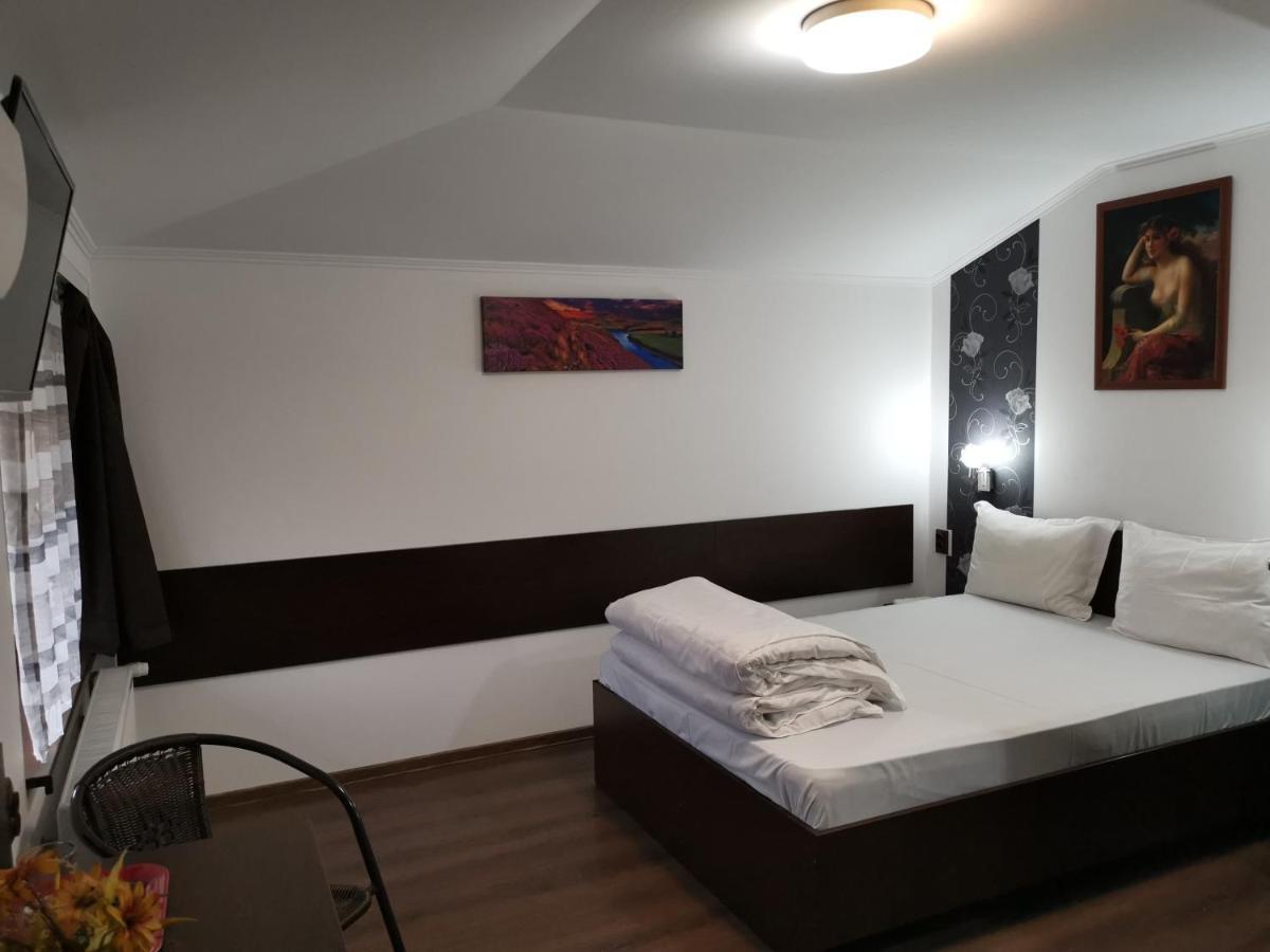 Joe Hostel Bukareszt Zewnętrze zdjęcie