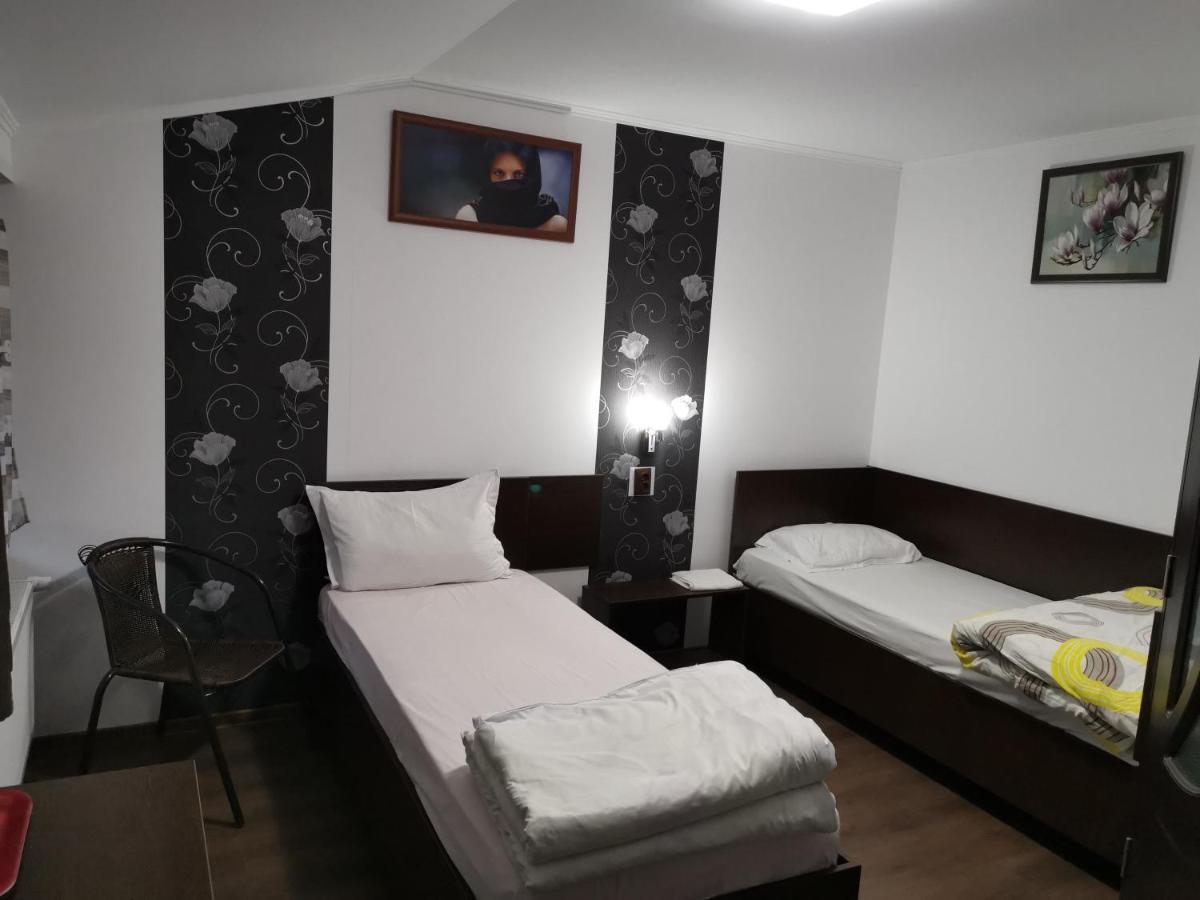 Joe Hostel Bukareszt Zewnętrze zdjęcie